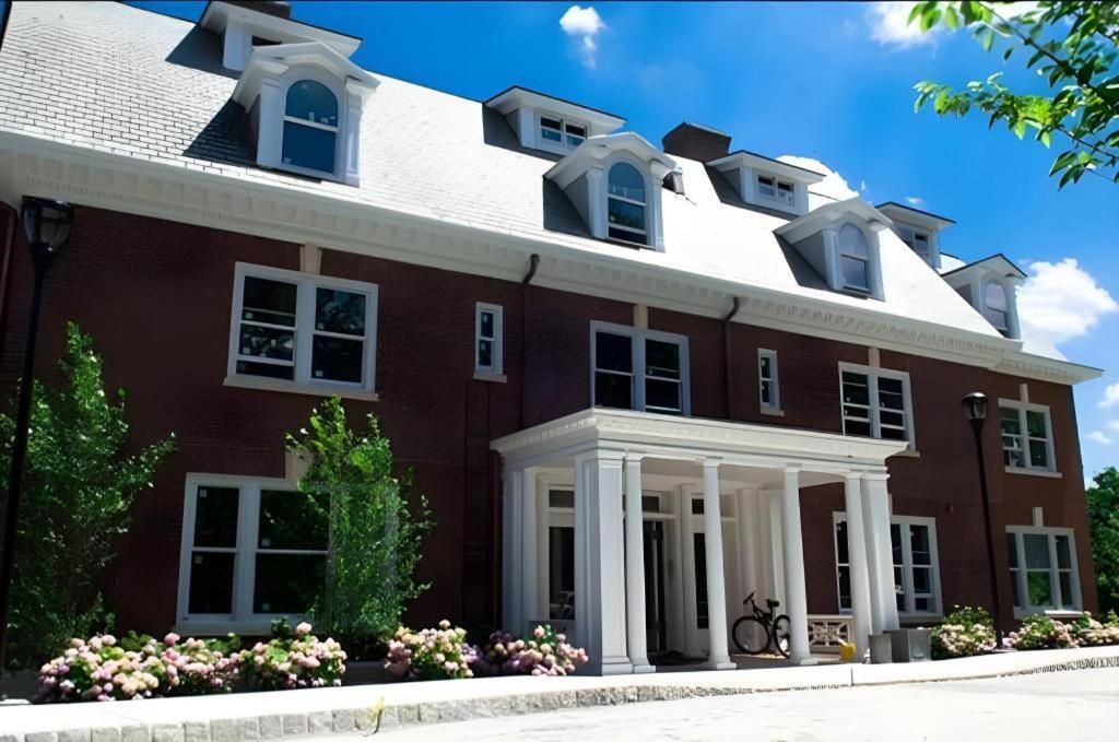 فندق ذا جورج مونتكلير Montclair المظهر الخارجي الصورة